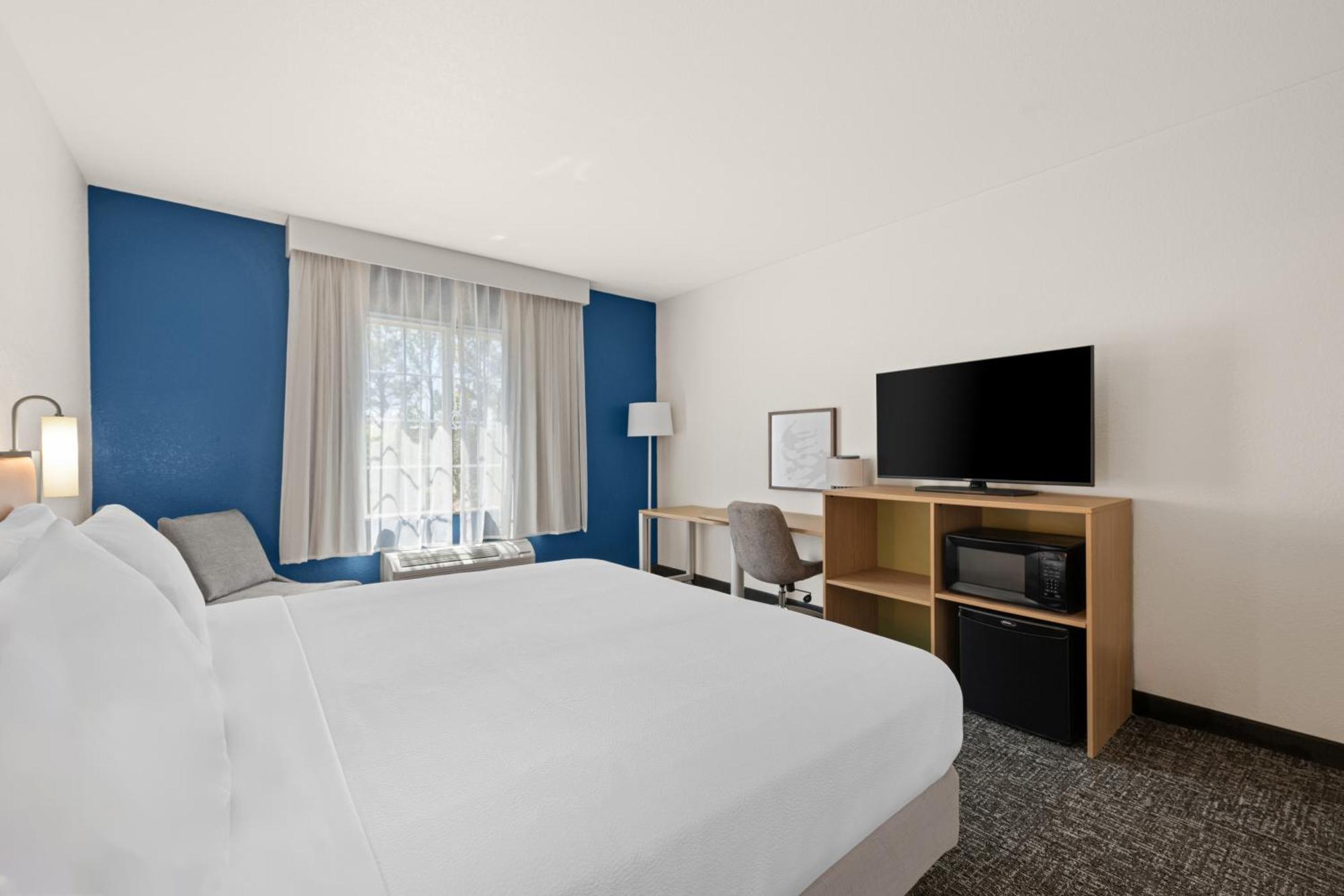 Spark By Hilton Homewood Hotel