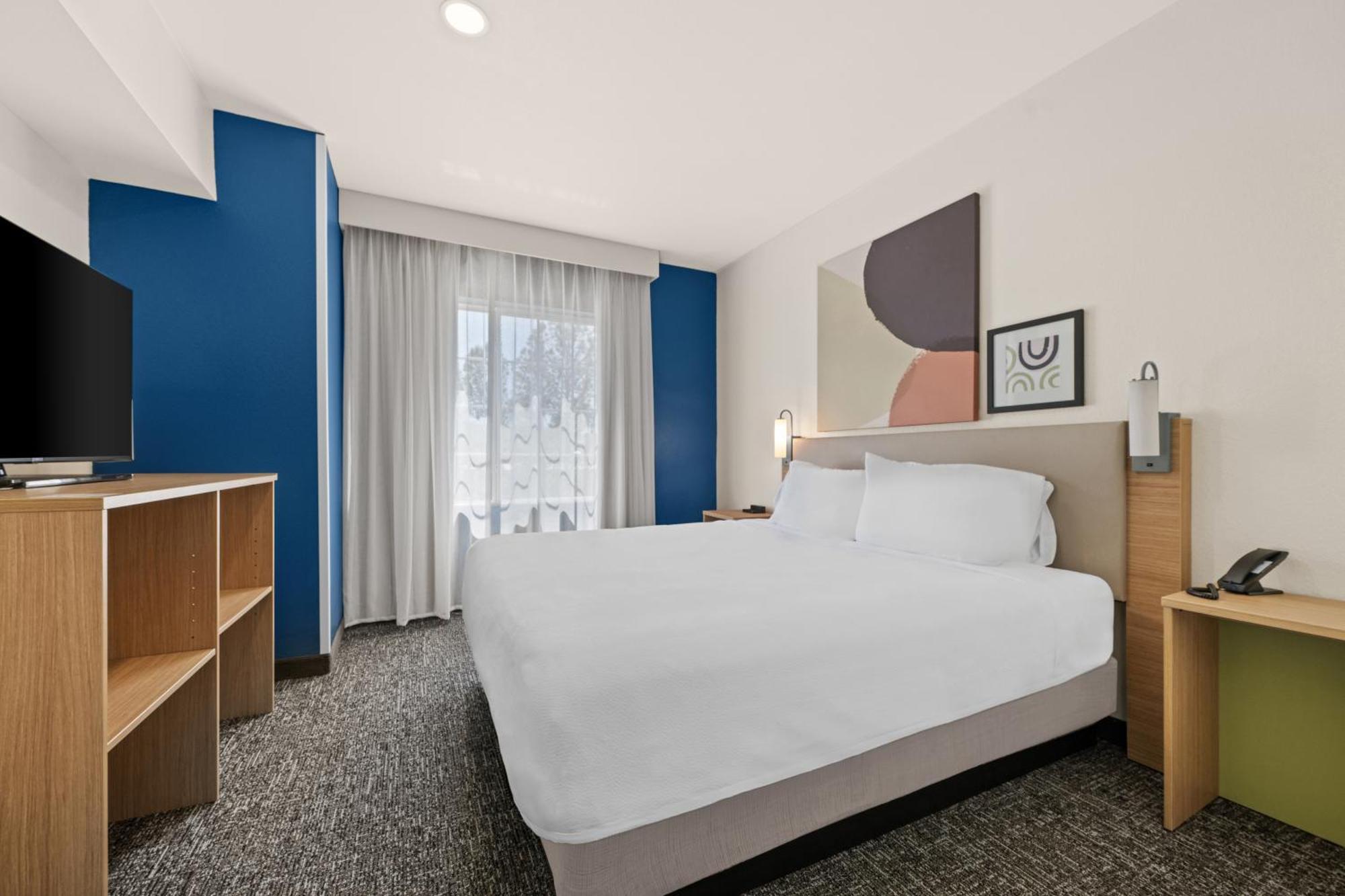 Spark By Hilton Homewood 3*