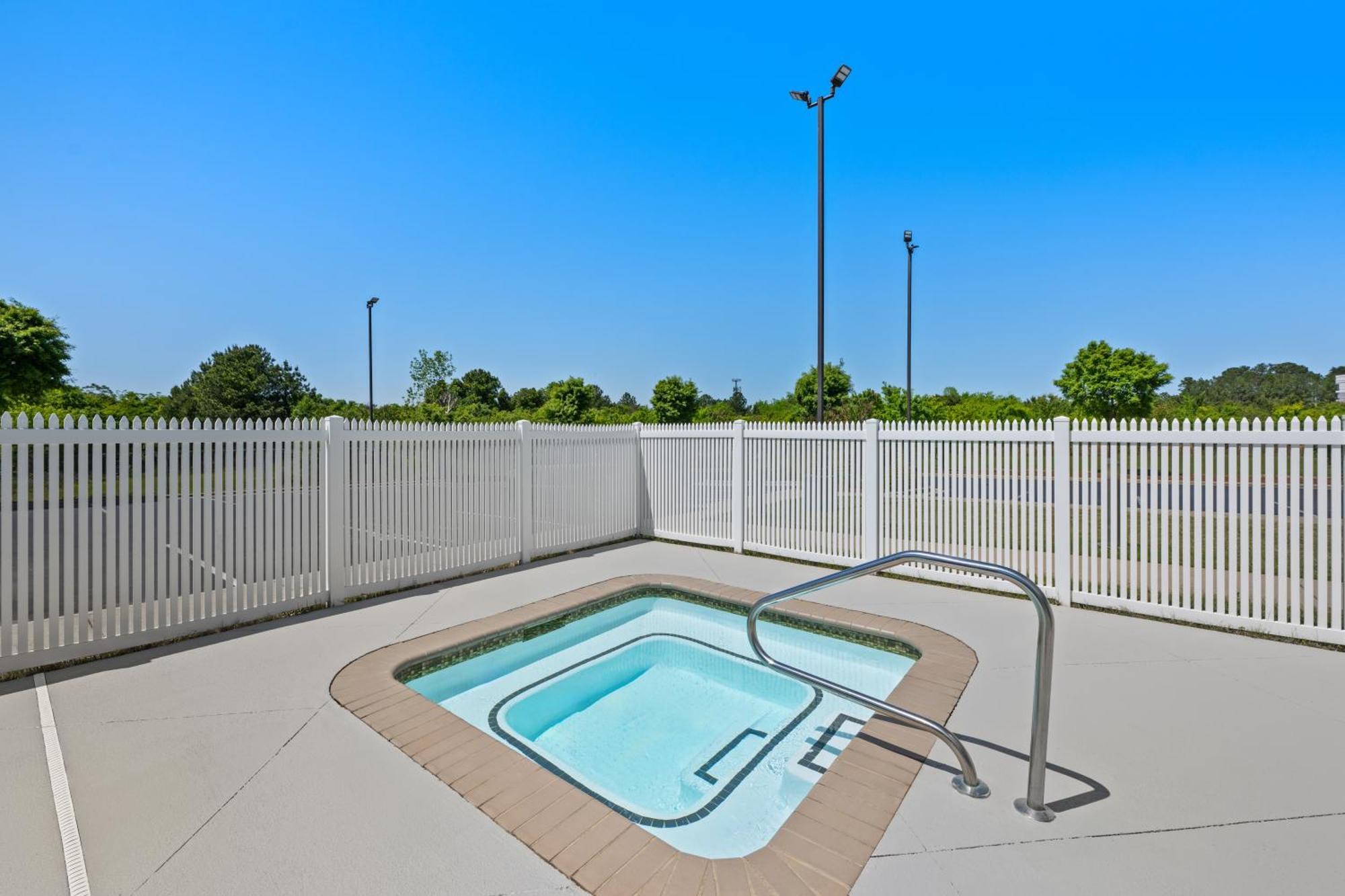 Hotel Spark By Hilton Homewood Birmingham